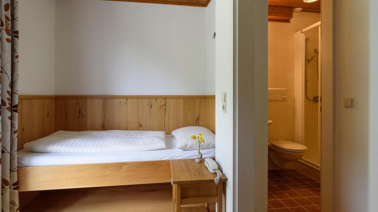 Hotel Landhaus Ausswinkl Russbach am Pass Gschütt Eksteriør billede