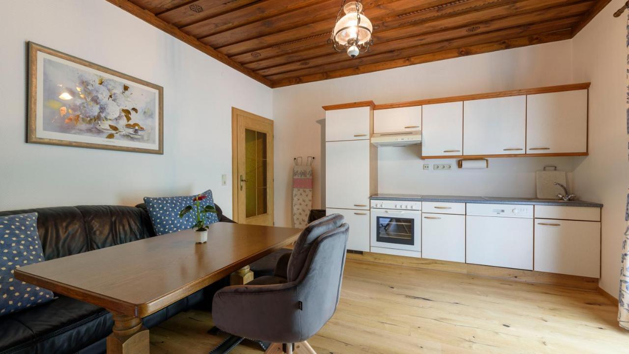 Hotel Landhaus Ausswinkl Russbach am Pass Gschütt Eksteriør billede