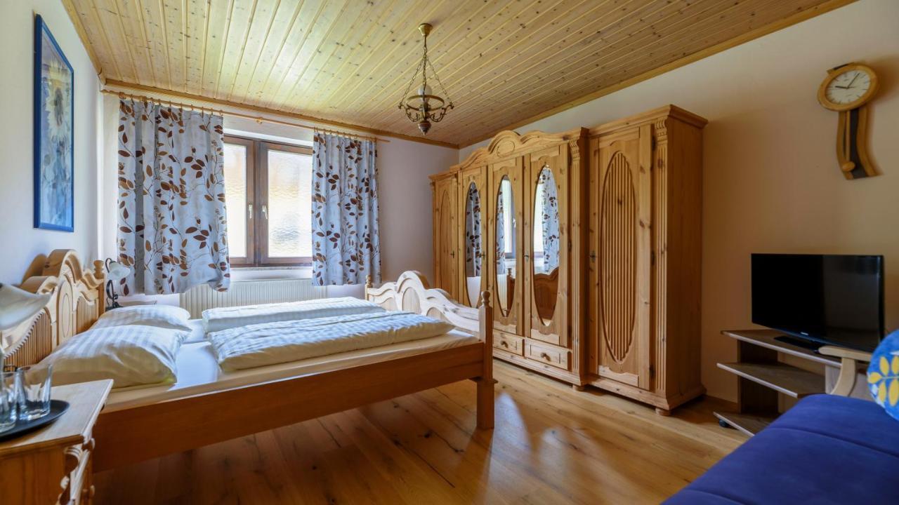 Hotel Landhaus Ausswinkl Russbach am Pass Gschütt Eksteriør billede