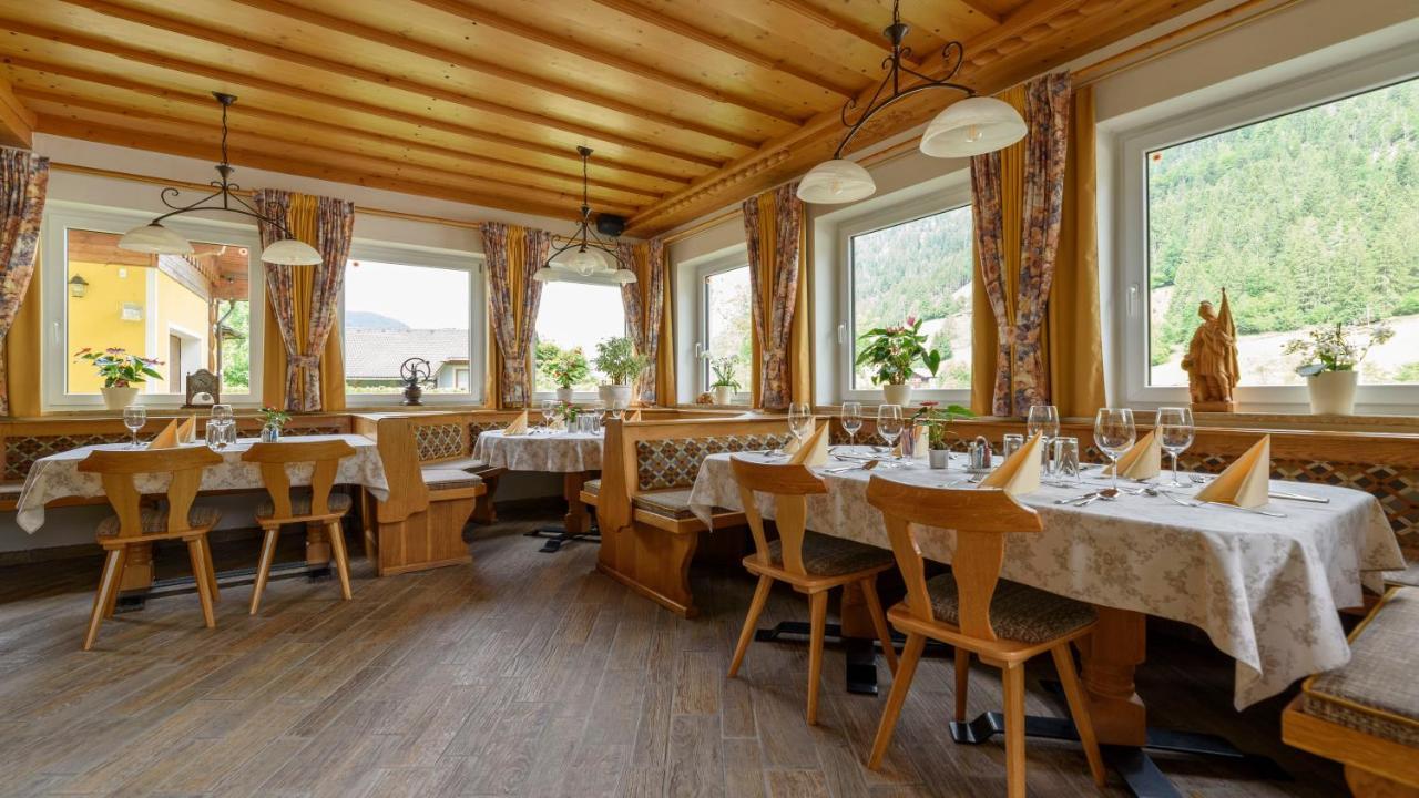 Hotel Landhaus Ausswinkl Russbach am Pass Gschütt Eksteriør billede