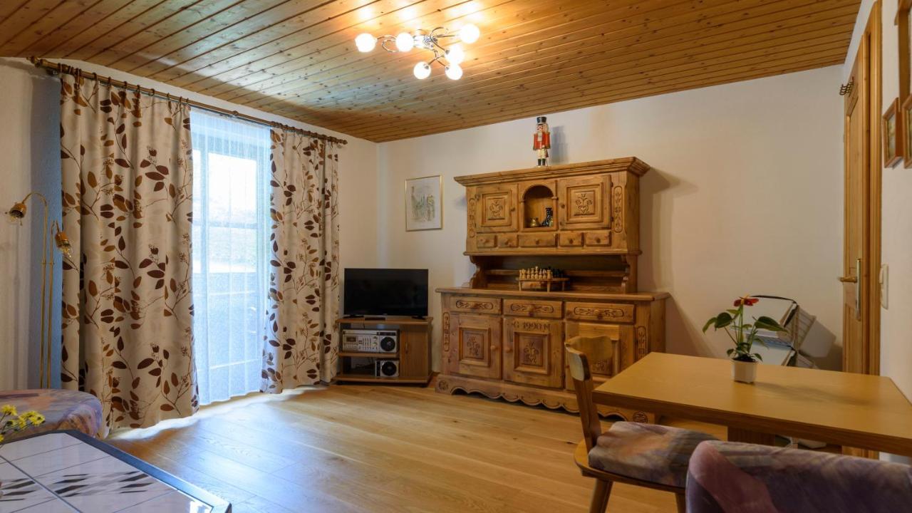 Hotel Landhaus Ausswinkl Russbach am Pass Gschütt Eksteriør billede